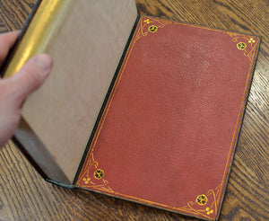 [Fine Binding | Gertrude Giles / Guild of Women Binders] Le Temple de Gnide