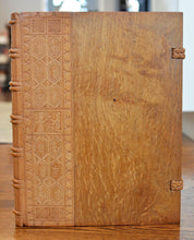 Load image into Gallery viewer, [Fine Binding | Marguerite Duprez Lahey] Aspects du Vieux Paris
