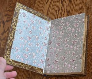[Fine Binding | Arts & Crafts] Notes on the Margins