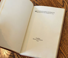 Load image into Gallery viewer, [Fine Binding | Bagguley | Vale Press] Shakespeare's Sonnets
