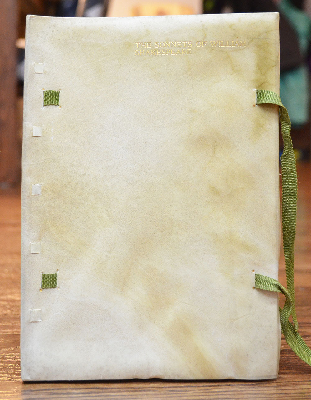 [Printed on Vellum | Riccardi Press] The Sonnets of Shakespeare